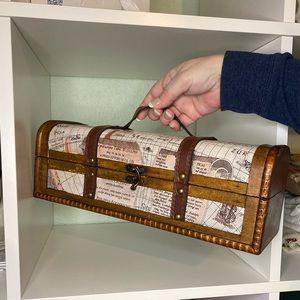 Decorative Old Map Wood & leather Wine Box